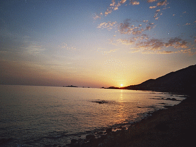 AJACCIO - Les îles Sanguinaires vues du cimetière (20071123)    (Photographie de Mathieu-Nivaggioni) <br><A href=ajaccio/plage/975b.jpg>Afficher l'image ?</A>