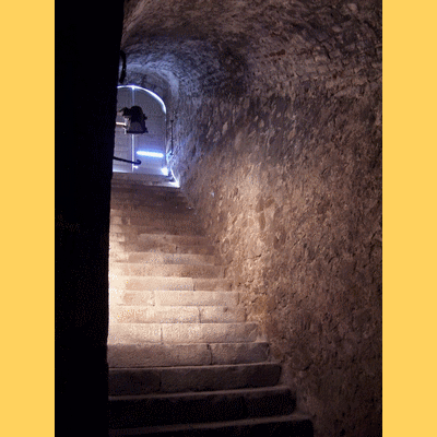 La citadelle d AJACCIO <BR> Entrèe du sous-sol du bastion Bas