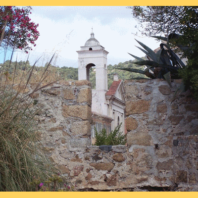 La citadelle d AJACCIO<BR> Vue sur l èglise Saint-Erasme (èglise des marins Pècheurs)