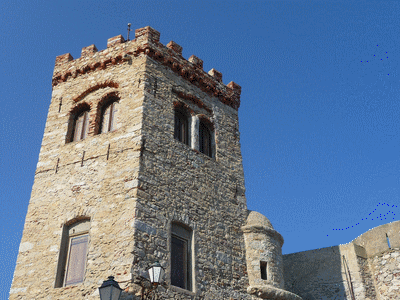 La tour de la citadelle d ALGAGHJU