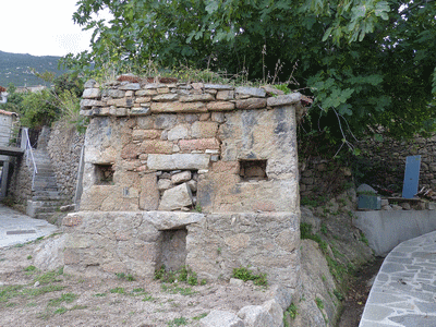 Four á pain du village de Salice