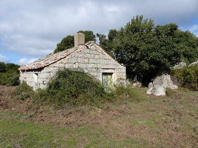 Maison abandonnée du hameau de la Crête au-dessus de Giuncheto