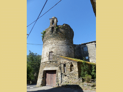 Tour de Balba dans le village de Balba