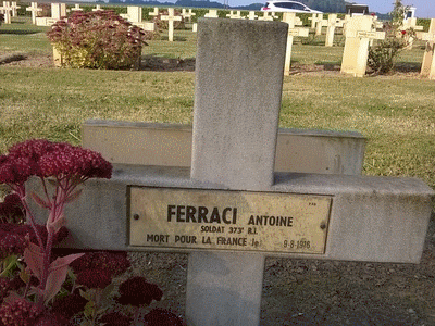 Tombe deFERRACCI Antoine à <a HREF=fotom2l.php?necro=143>  <U>Biaches (Nécropole Nationale) </U> </A> 753