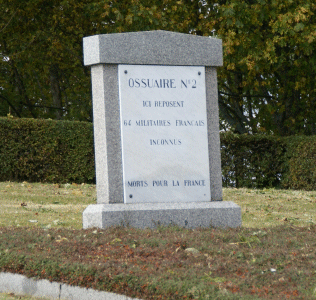 Tombe deBURELLI Jérôme à <a HREF=fotom2l.php?necro=9>  <U>Hartmannswillerkopf  (Nécropole Nationale) </U> </A> Ossuaire