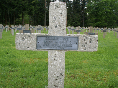 Tombe deCECCALDI Paul à <a HREF=fotom2l.php?necro=26>  <U>Orbey Le Wettstein, cimetiÃ¨re des Chasseurs  du Linge</U> </A> 1818