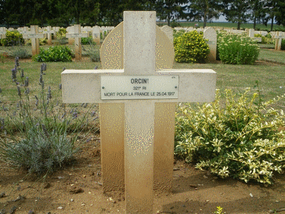 Tombe deORSINI Simon à <a HREF=fotom2l.php?necro=154>  <U>Cerny-en-Laonnois (NÃ©cropole nationale)</U> </A> 474