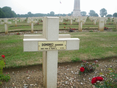 Tombe deDOMINICI Dominique François à <a HREF=fotom2l.php?necro=67>  <U>Ablain Saint-Nazaire (NÃ©cropole nationale Notre Dame de Lorette )</U> </A> 38-05-7518