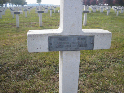 Tombe deGIANNI Joseph à <a HREF=fotom2l.php?necro=68>  <U>Dompierre-Becquincourt (Nécropole nationale) </U> </A> 358
