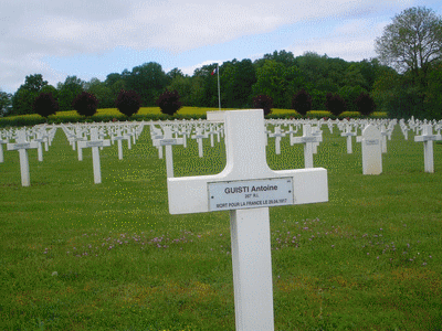 Tombe deGIUSTI Antoine à <a HREF=fotom2l.php?necro=152>  <U>Berry-au-Bac (Nécropole nationale ) </U> </A> 946