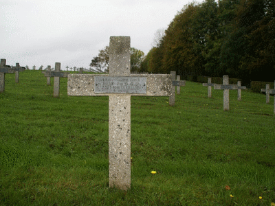 Tombe deMASSONI Xavier à <a HREF=fotom2l.php?necro=9>  <U>Hartmannswillerkopf  (Nécropole Nationale) </U> </A> 875