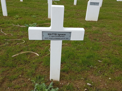 Tombe deMATTEI Ignace à <a HREF=fotom2l.php?necro=333>  <U>Senlis (Nécropole nationale) </U> </A> 118