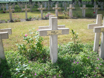Tombe deORSINI Roch à <a HREF=fotom2l.php?necro=92>  <U>Zuydcoote (cimetière militaire) </U> </A> 1-374