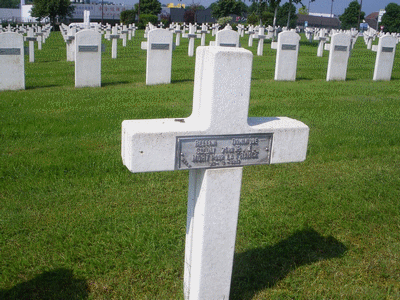 Tombe deBELLINI Sylvestre  à <a HREF=fotom2l.php?necro=167>  <U>Saint-Quentin (Nécropole Nationale) </U> </A> 2148