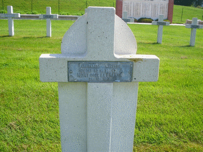 Tombe deLANFRANCHI Auguste à <a HREF=fotom2l.php?necro=167>  <U>Saint-Quentin (NÃ©cropole Nationale)</U> </A> 2882