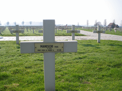 Tombe deMANESCHI Paul à <a HREF=fotom2l.php?necro=83>  <U>YPRES (Cimetière National Français 
