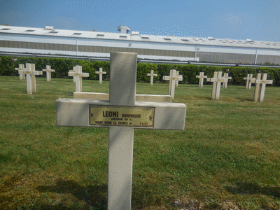 Tombe deLEONI Dominique François à <a HREF=fotom2l.php?necro=199>  <U>Cormicy (NÃ©cropole nationale 'La maison bleue)</U> </A> 735