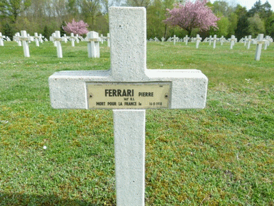 Tombe deFERRARI Pierre Jean à <a HREF=fotom2l.php?necro=201>  <U>Minaucourt-le-Mesnil-lès-Hurlus
(Nécropole nationale Le Pont du Marson) </U> </A> 5330