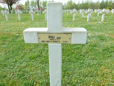 Tombe dePOLI Jean Dominique  à <a HREF=fotom2l.php?necro=201>  <U>Minaucourt-le-Mesnil-lès-Hurlus
(Nécropole nationale Le Pont du Marson) </U> </A> 5535