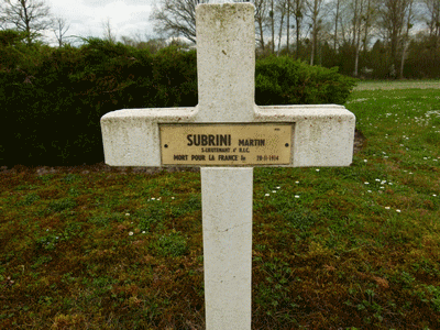 Tombe deSUBRINI Martin à <a HREF=fotom2l.php?necro=201>  <U>Minaucourt-le-Mesnil-lès-Hurlus
(Nécropole nationale Le Pont du Marson) </U> </A> 8935