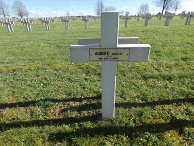 Tombe deALIBERTI Augustin  à <a HREF=fotom2l.php?necro=202>  <U>Esnes-en-Argonne (Nécropole nationale) </U> </A> 2737