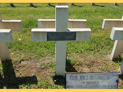 Tombe deCULIOLI Bertrand Jean à <a HREF=fotom2l.php?necro=249>  <U>Chalons en Champagne(Carré militaire du cimetière communal de l'EST) </U> </A> 3989