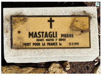 Tombe deMASTAGLI Pierre Louis à <a HREF=fotom2l.php?necro=378>  <U>Saint-Mandrier-sur-Mer (Nécropole Natonale) </U> </A> Rang L Tombe 47 (ou 46)