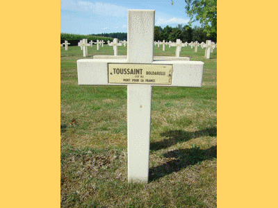 Tombe deBALDERELLI Ours Toussaint à <a HREF=fotom2l.php?necro=202>  <U>Esnes-en-Argonne (Nécropole nationale) </U> </A> 207
