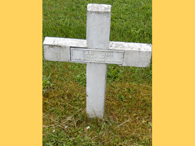 Tombe deBLASI Jean Pierre à <a HREF=fotom2l.php?necro=246>  <U></U> </A> A-16-20