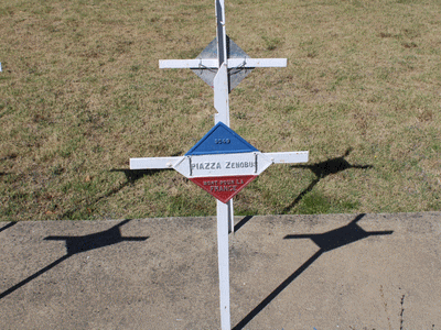 Tombe dePIAZZA Zenobius à <a HREF=fotom2l.php?necro=415>  <U>BITOLA (CimetiÃ¨re militaire franÃ§ais)</U> </A> 5049