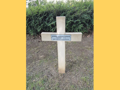 Tombe deSERRA Jacques Antoine à <a HREF=fotom2l.php?necro=90>  <U>MUSSON BARANZY (CimetiÃ¨re militaire)</U> </A> 439