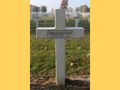 Tombe deARMELINI Joseph à <a HREF=fotom2l.php?necro=27>  <U>Suippes(La Ferme de ) </U> </A> EPERNAY-539