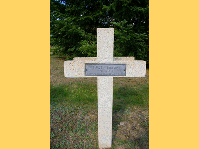 Tombe deLECA André à <a HREF=fotom2l.php?necro=494>  <U>Saulcy-sur-Meurthe (Nécropole nationale) </U> </A> 412