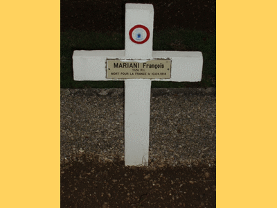 Tombe deMARIANI François  à <a HREF=fotom2l.php?necro=492>  <U>Mirecourt (Carré militaire  dans le cimetière communal) </U> </A> 65