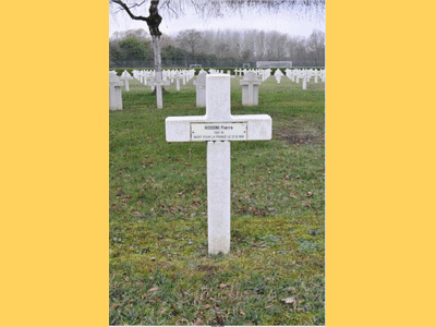 Tombe deROSSINI Pierre Toussaint à <a HREF=fotom2l.php?necro=496>  <U>Vitry-le-François (Nécropole nationale) </U> </A> 562