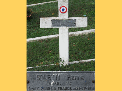 Tombe deSOLETTI Pierre François à <a HREF=fotom2l.php?necro=406>  <U>Baume-les-Dames(Carré militaire du cimetière communal) </U> </A> 36