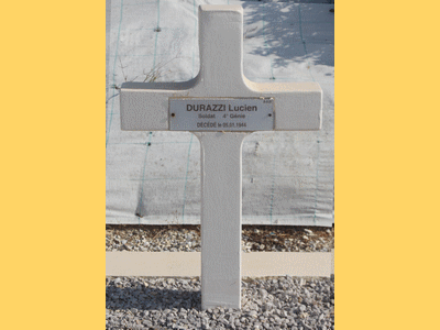 Tombe deDURAZZI Lucien à <a HREF=fotom2l.php?necro=514>  <U>MASA (CimetiÃ¨re militaire de GAMMARTH)</U> </A> Carr&eacute; B Rang 2 Tombe 24