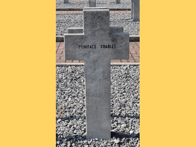 Tombe deBONIFACI Charles  à <a HREF=fotom2l.php?necro=519>  <U>THESSALONIQUE 
 (CimetiÃ¨re militaire de Zeitenlick  )</U> </A> 4943