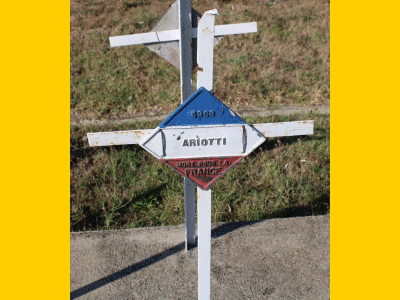 Tombe deARIOTTI Ange à <a HREF=fotom2l.php?necro=415>  <U>BITOLA (Cimetière militaire français) </U> </A> 5908