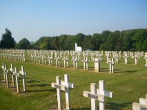 ClÃ©ry-sur-Somme (NÃ©cropole Nationale "Bois-des-Ouvrages")