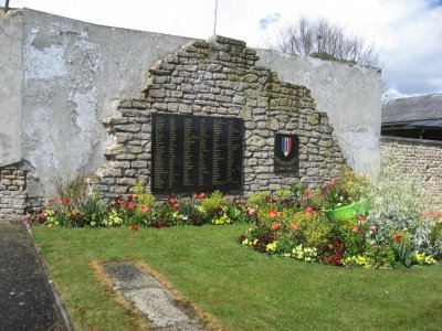 HÃ©rouville-Saint-Clair (Tombe de regroupement du CarrÃ© Militaire 1914-1918)