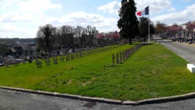 Melun (carrÃ© militaire du cimetiÃ¨re communal)