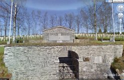 NEUFCHATEAU (Cimetière militaire)