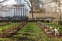 Paris XV (carré militaire du cimetière de Vaugirard)