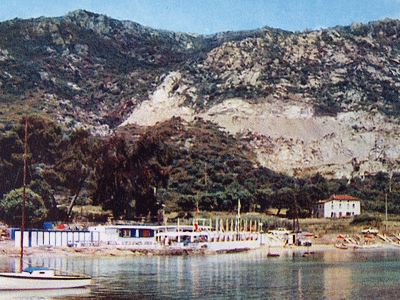 AJACCIO - Marinella (20060515)    (Photographie de Monique-Rossi) <br><A href=vos/1900/007.jpg>Afficher l'image ?</A>