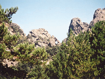 Bavella (le trou de la bombe)