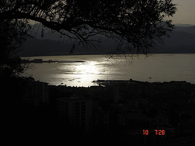 AJACCIO - Lever de soleil sur le port, vu du chemin des crêtes