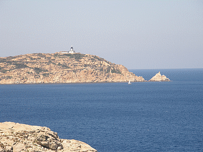 CALVI <BR> Le sémaphore vu de la citadelle (agrandissement)