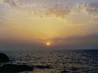 AJACCIO -coucher de soleil aux îles Sanguinaires. (20070425)    (Photographie de Mathieu-Nivaggioni) <br><A href=ajaccio/sangui/902.jpg>Afficher l'image ?</A>