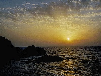AJACCIO -coucher de soleil aux îles Sanguinaires. (20070425)    (Photographie de Mathieu-Nivaggioni) <br><A href=ajaccio/sangui/910.jpg>Afficher l'image ?</A>